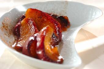 シナモン風味の焼きリンゴ