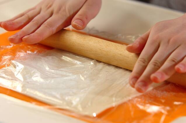 超簡単！冷凍パイシートでキッシュ作り by西川 綾さんの作り方の手順1