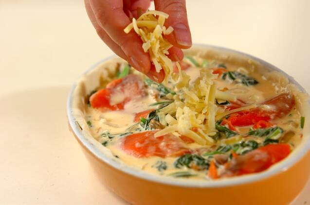 超簡単！冷凍パイシートでキッシュ作り by西川 綾さんの作り方の手順7