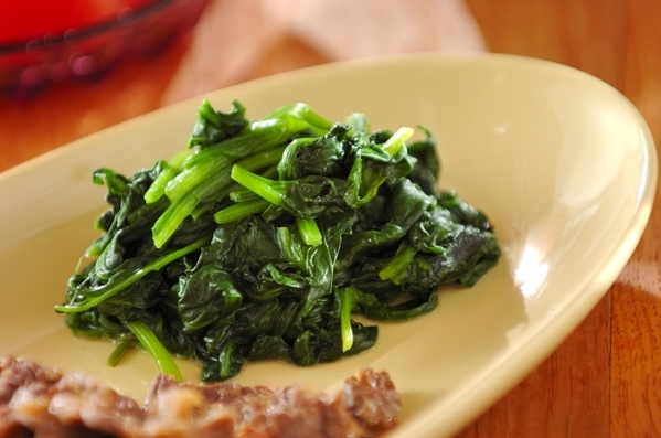 4. ほうれん草のソテー