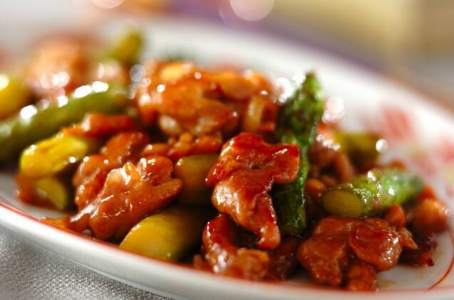 豚肉とアスパラの炒め物