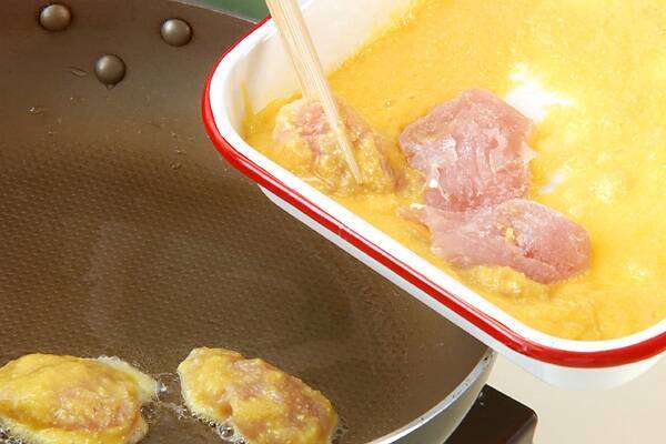 柔らかささ身のピカタ 基本レシピ 卵の衣でまろやかにの作り方の手順3