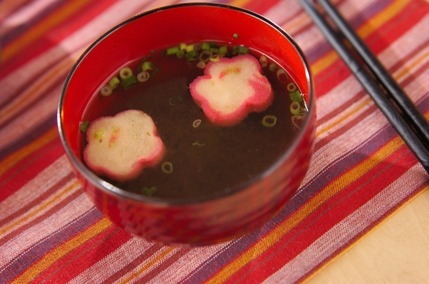 とろろ昆布のお吸い物