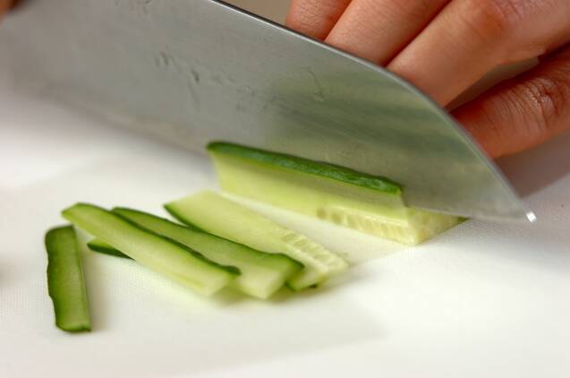 ハムとレタスのサッパリサラダの作り方の手順2