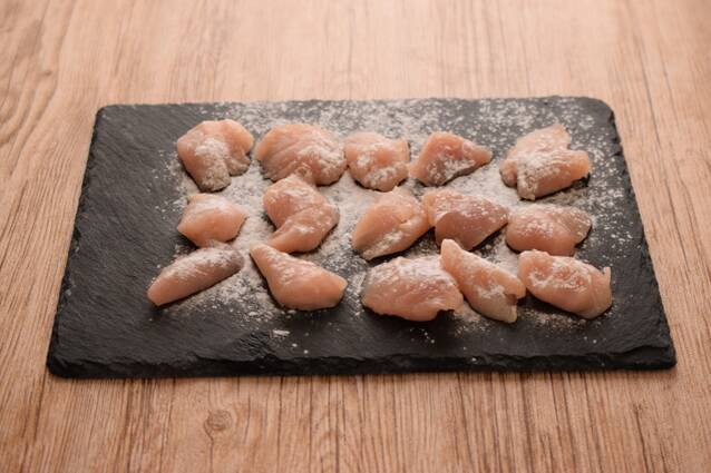 ササミのピカタフレッシュトマトソースの作り方の手順6