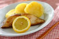 レモンとバター黄金の組み合わせ！カレイのレモンバタームニエル