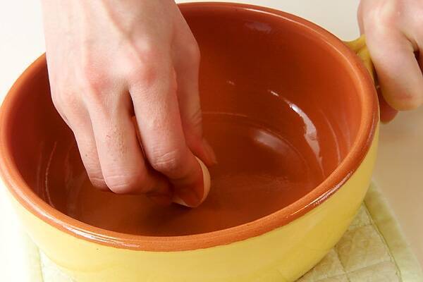 本格派のためのチーズフォンデュの作り方の手順8