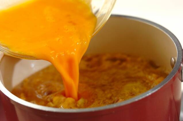 基本の親子丼 簡単ふわとろ 絶品！プロ直伝の味わい by山下 和美さんの作り方の手順3