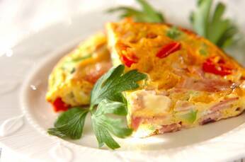 トマトとブロッコリーのスペイン風オムレツ