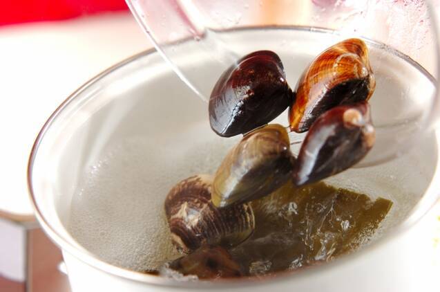 ハマグリのお吸い物の作り方の手順3