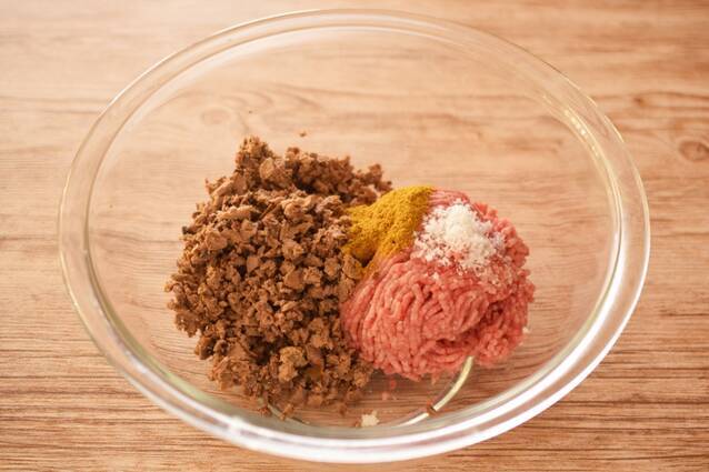 焼き鳥のレバーで！　レバー入り濃厚ハンバーグの作り方の手順8