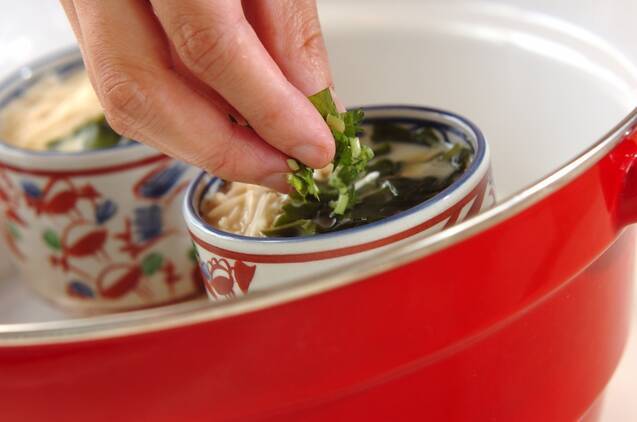 エノキとワカメの茶碗蒸しの作り方の手順8