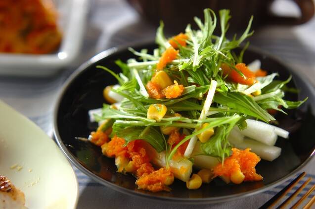 ニンジンドレッシングのサラダ