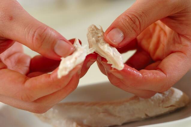 鶏ささ身と枝豆のユズコショウ和えそばの作り方の手順2