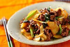 こってり！牛肉とジャガイモの甘辛ニンニク炒め