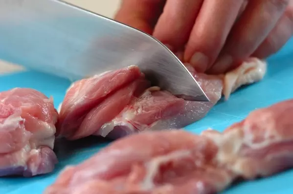 いりやき鍋の下準備1