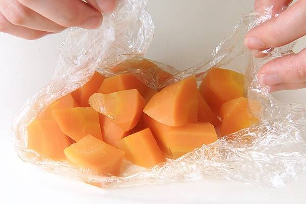 チキンクリームシチューの作り方の手順2