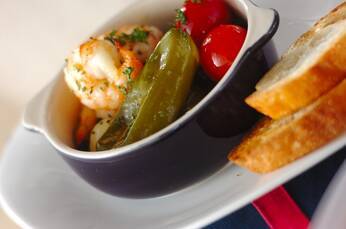 エビとピーマンのオイル煮