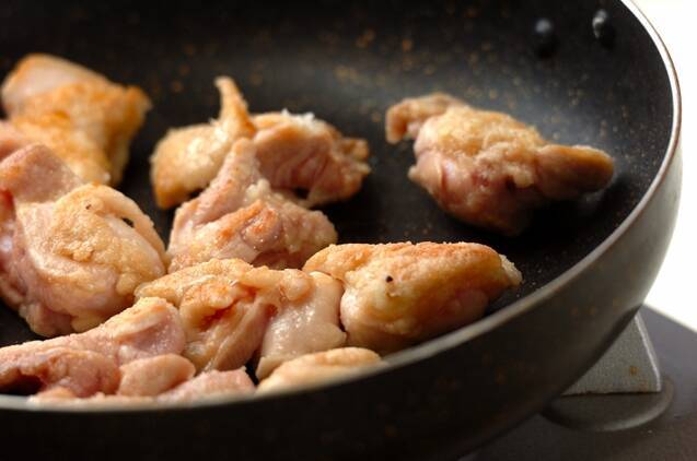 コチュジャンピリッ！鶏肉とナスの炒めものの作り方の手順4