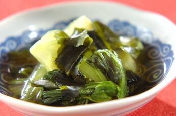 チンゲンサイとワカメの煮浸し