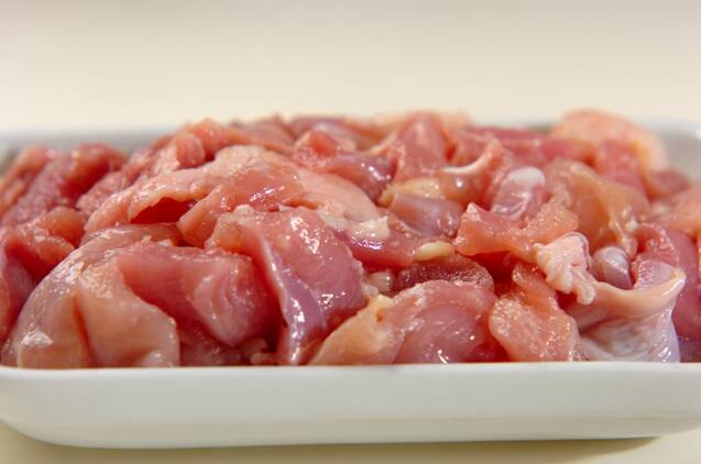 鶏とナスの辛みそ丼の作り方の手順1