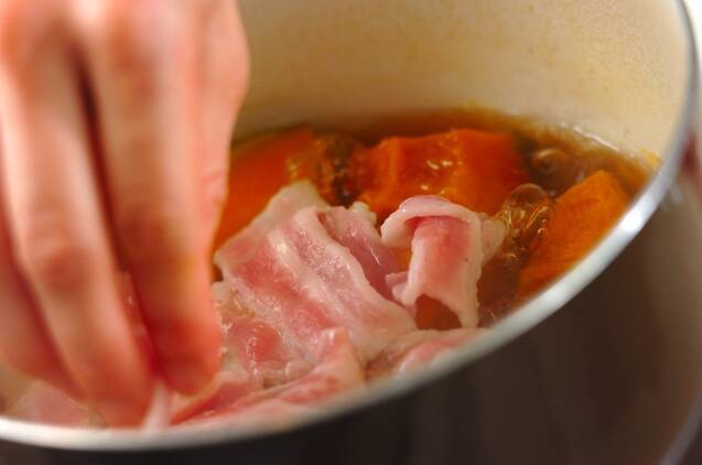 カボチャと豚肉の煮物の作り方の手順3