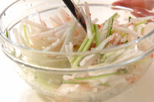 大根の梅らっきょう和えの作り方の手順3
