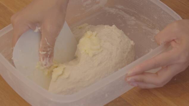 作り置きできる「基本の生地」から焼く5種のパンの作り方の手順3