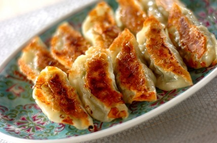 焼きキャベツ餃子