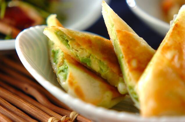 アボカドカレー春巻き