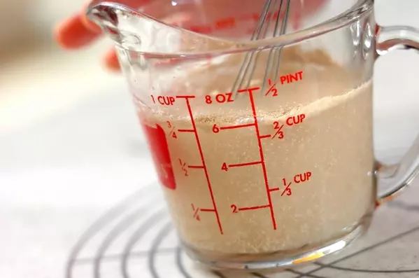 カンパーニュの下準備1