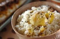 秋の味覚を味わう！もち米入り栗ご飯