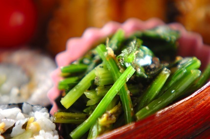 ホウレン草のゴマポン酢和え