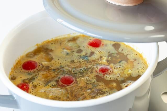 サバ缶とトマトのカレー炊き込みピラフの作り方の手順3