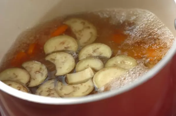 夏野菜の豚汁の作り方1