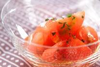 トマトのシンプルサラダ