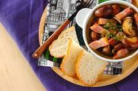 マッシュルームと厚切りベーコンのアヒージョ