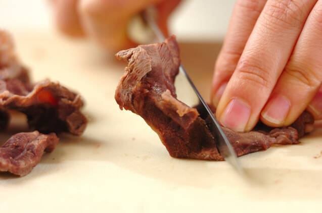 牛すじ肉下処理 とっておきキムチ鍋 簡単絶品レシピ by杉本 亜希子さんの作り方の手順1