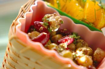 ミックスビーンズのサラダ