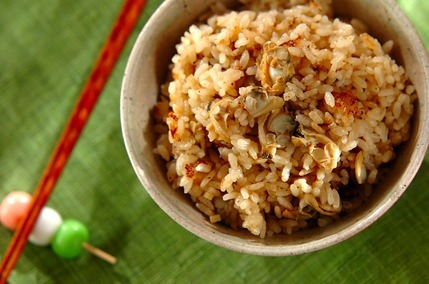 アサリの炊き込みご飯