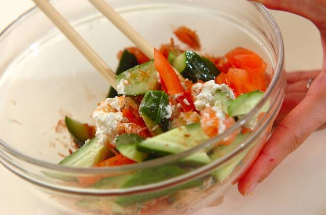 トマトとチーズのおかか和えの作り方の手順3