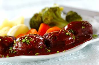 簡単デミグラスソースのハンバーグ