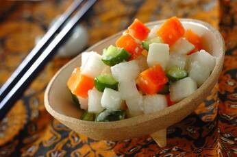 コロコロ野菜の塩麹和え