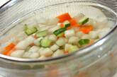 コロコロ野菜の塩麹和えの作り方2