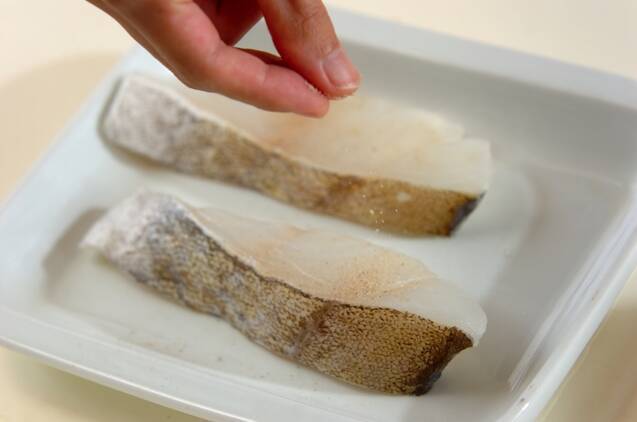 魚のホイルバター焼きの作り方の手順1