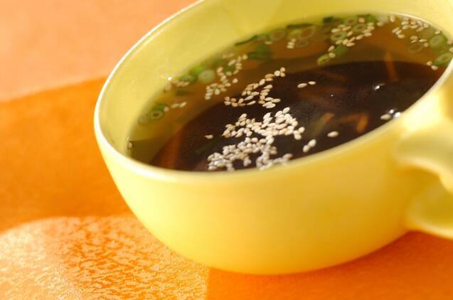 にんじん入りわかめスープ