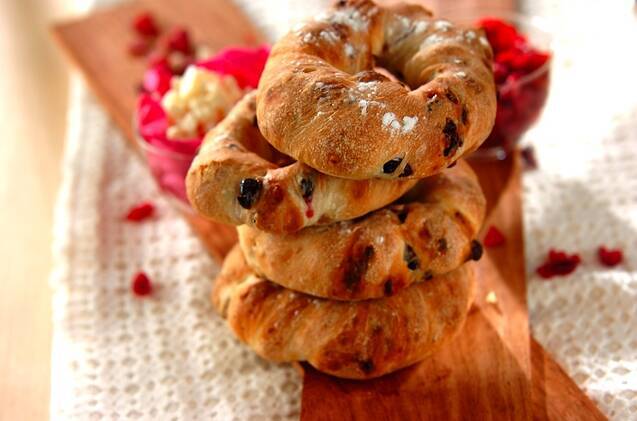 ホワイトベリーのツイストリングパン