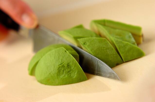 緑のガスパチョの作り方の手順1