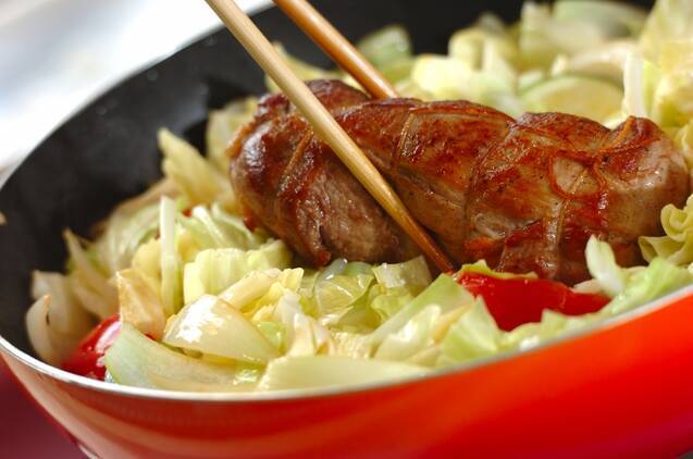 豚ヒレ肉とキャベツの白ワイン蒸しの作り方の手順4