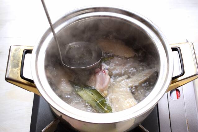 旨味たっぷり手羽先と野菜の塩ポトフの作り方の手順6